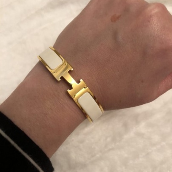 Hermès Clic H Bracelet White Enamel Gold | Mightychic Hermès White / Gold And Clic Bracelet